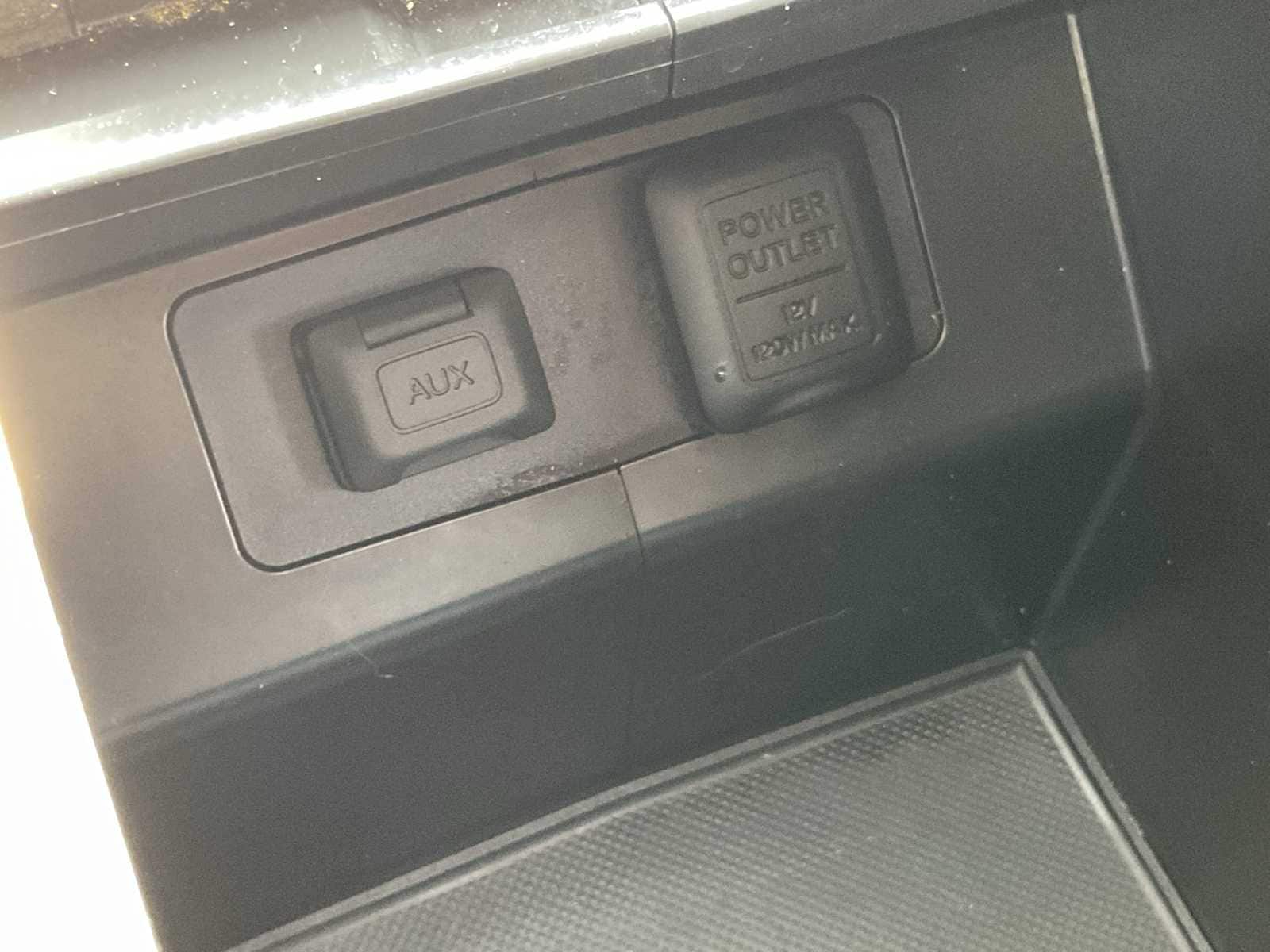 Thumbnail: 2011 Honda CR-V - 31