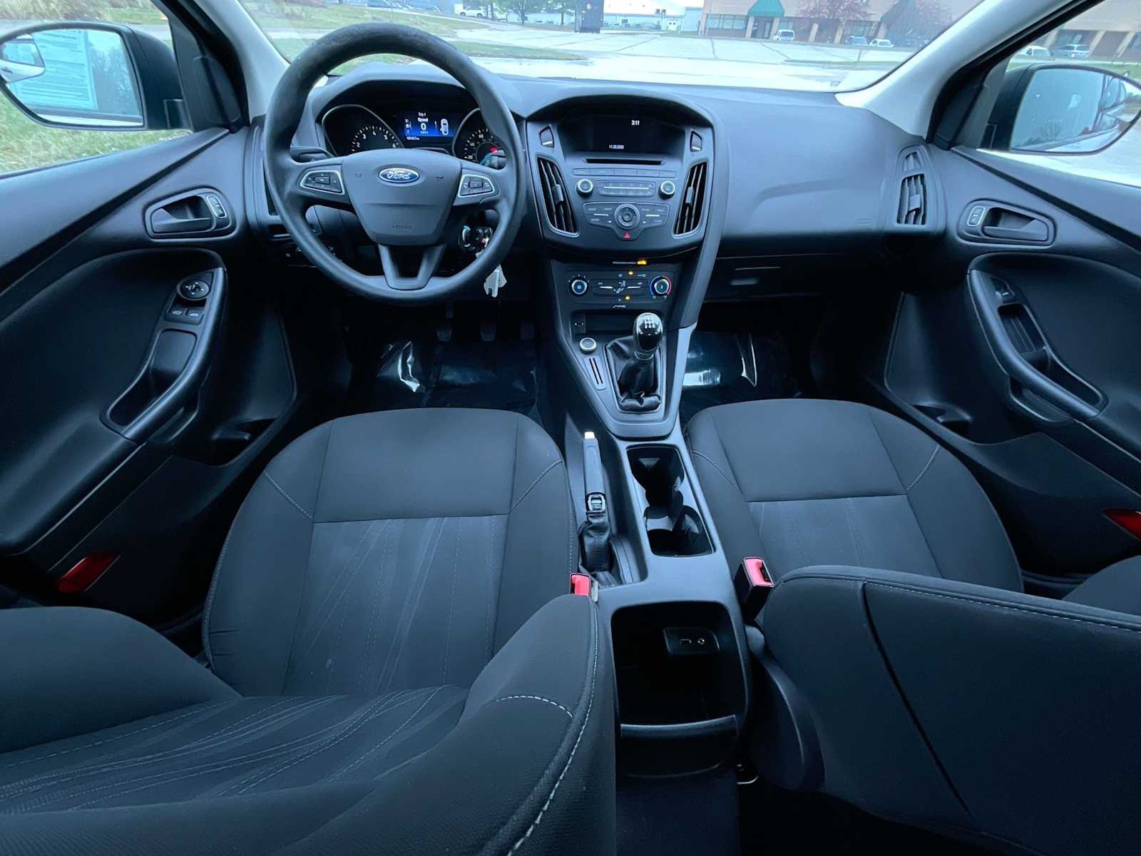 Thumbnail: 2016 Ford Focus - 21