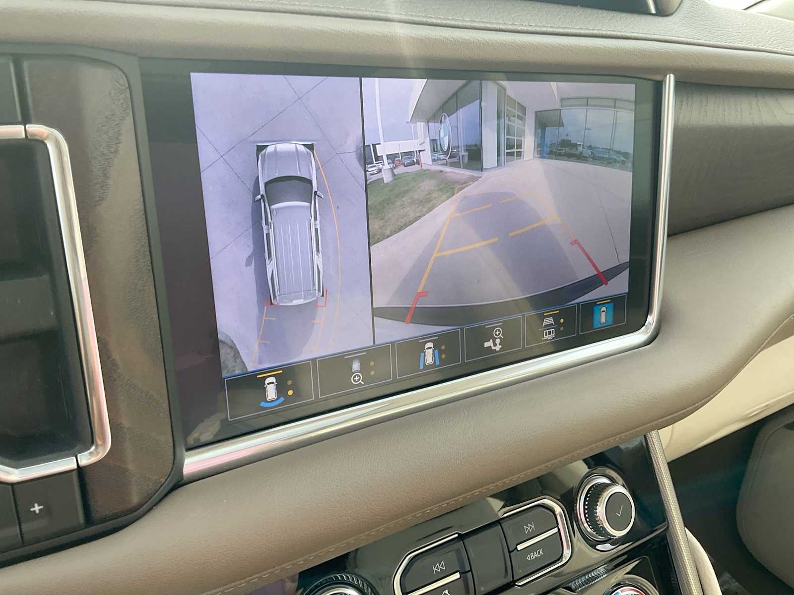 Thumbnail: 2021 GMC Yukon - 30