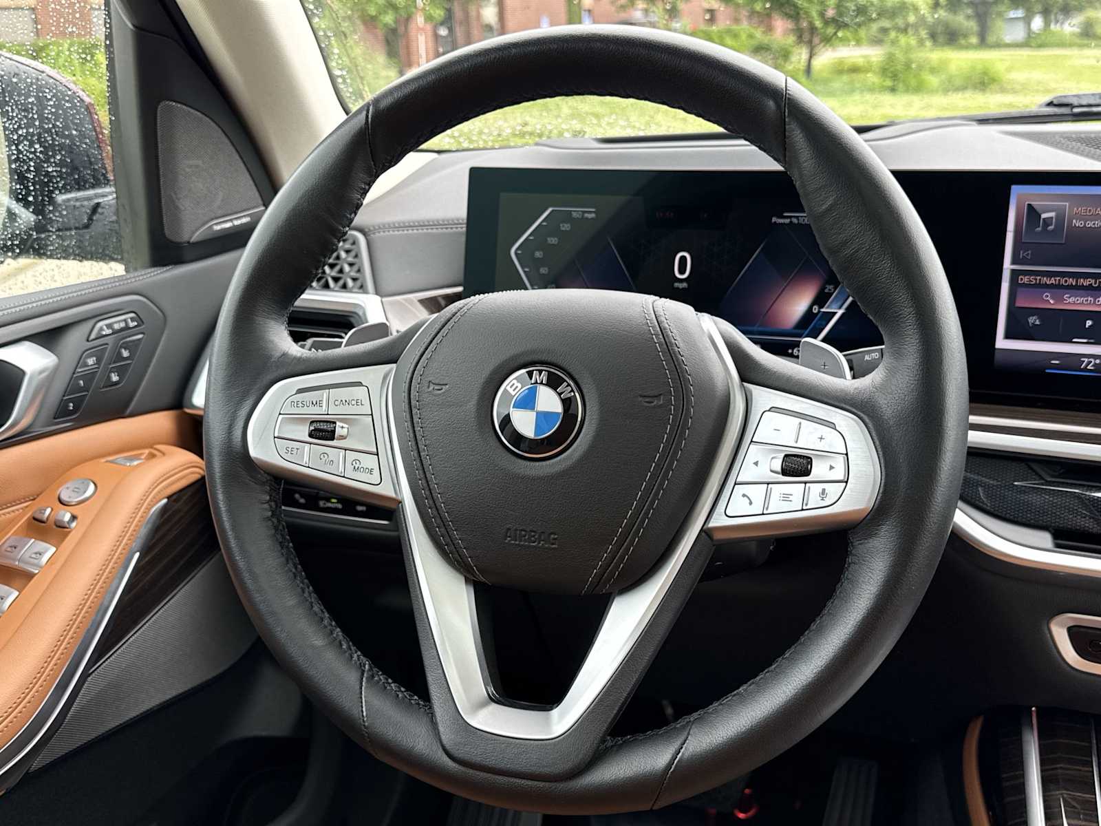 Thumbnail: 2024 BMW X7 - 25
