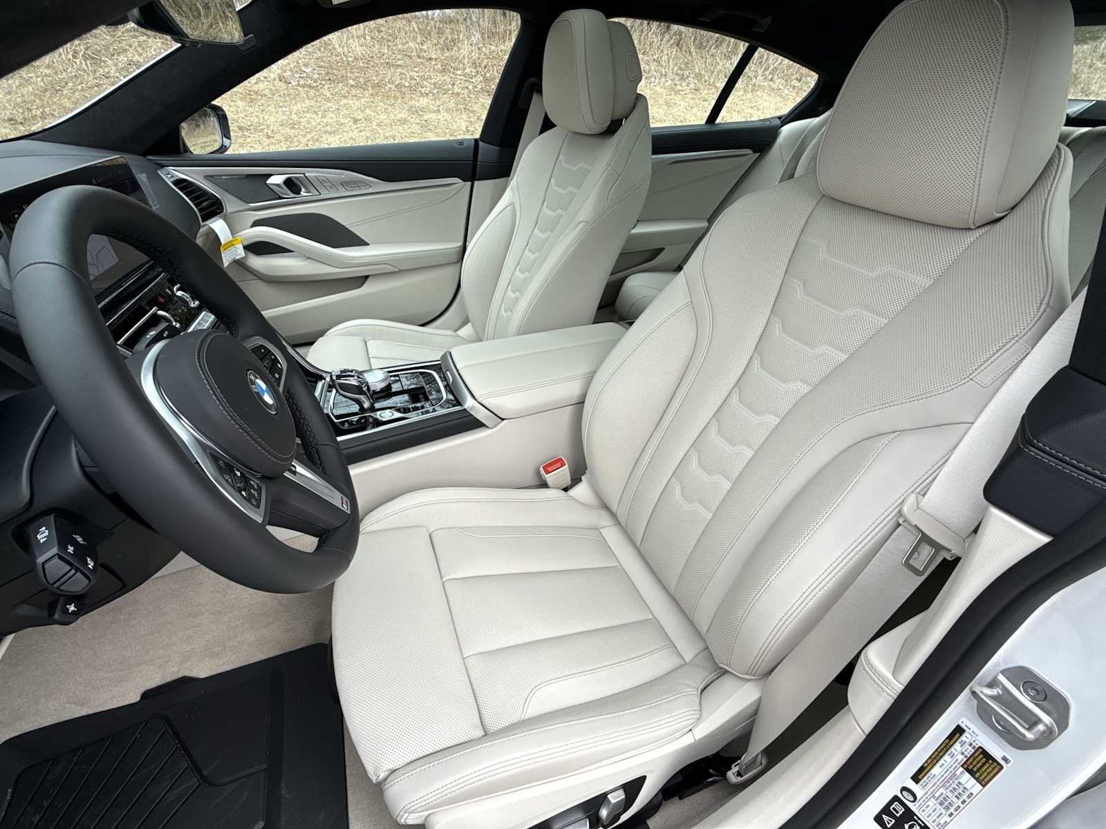 2026 BMW 8 Series 840i - Photo 17