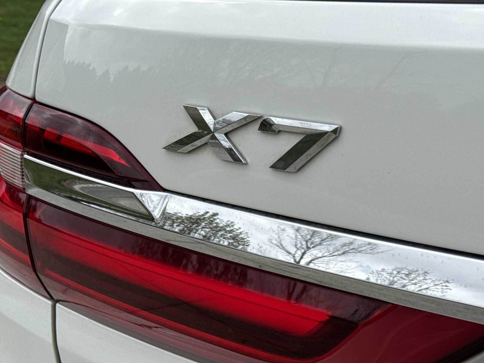 Thumbnail: 2020 BMW X7 - 13