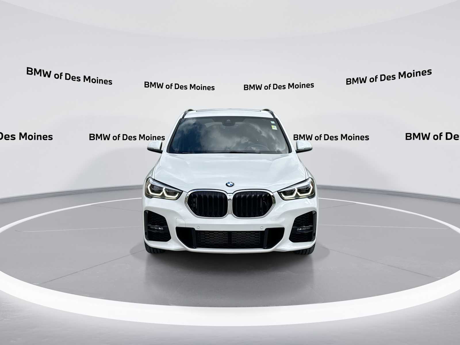Thumbnail: 2021 BMW X1 - 3