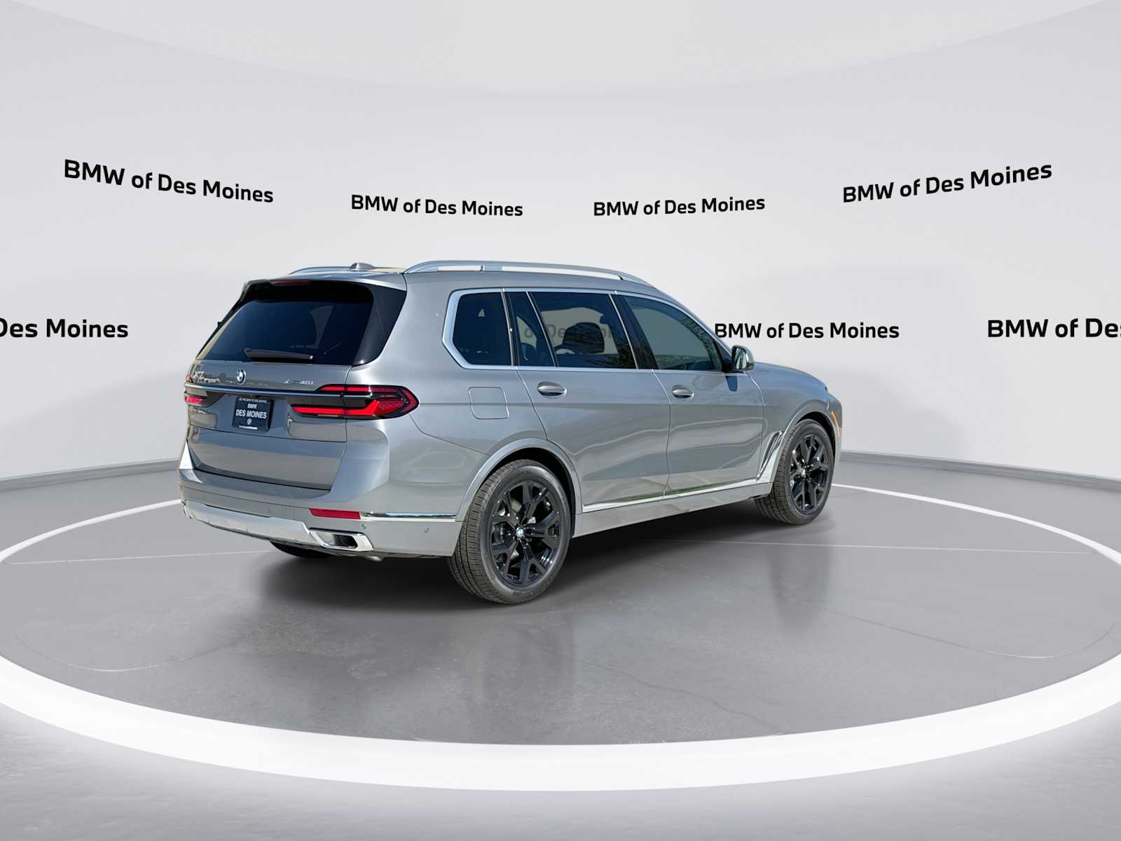 Thumbnail: 2026 BMW X7 - 8