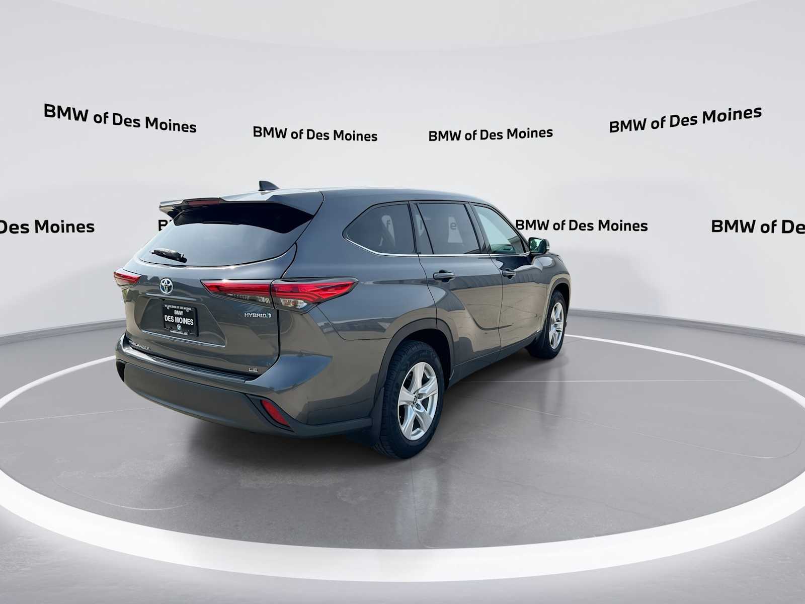 Thumbnail: 2022 Toyota Highlander - 8