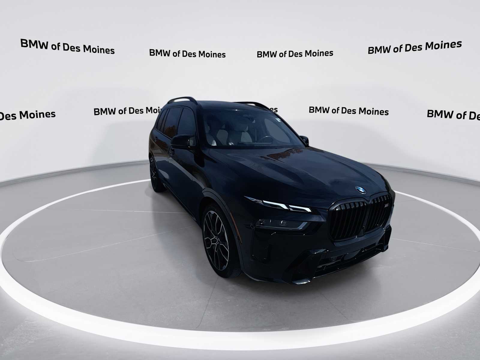 2025 Bmw X7 M60i photo 2