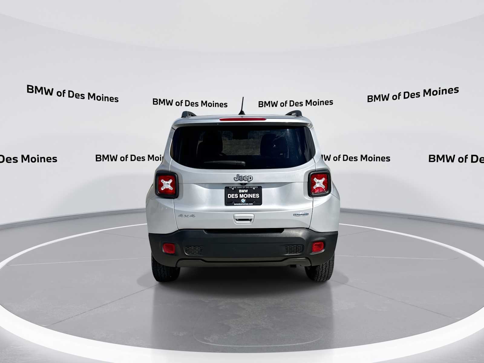 Thumbnail: 2019 Jeep Renegade - 7