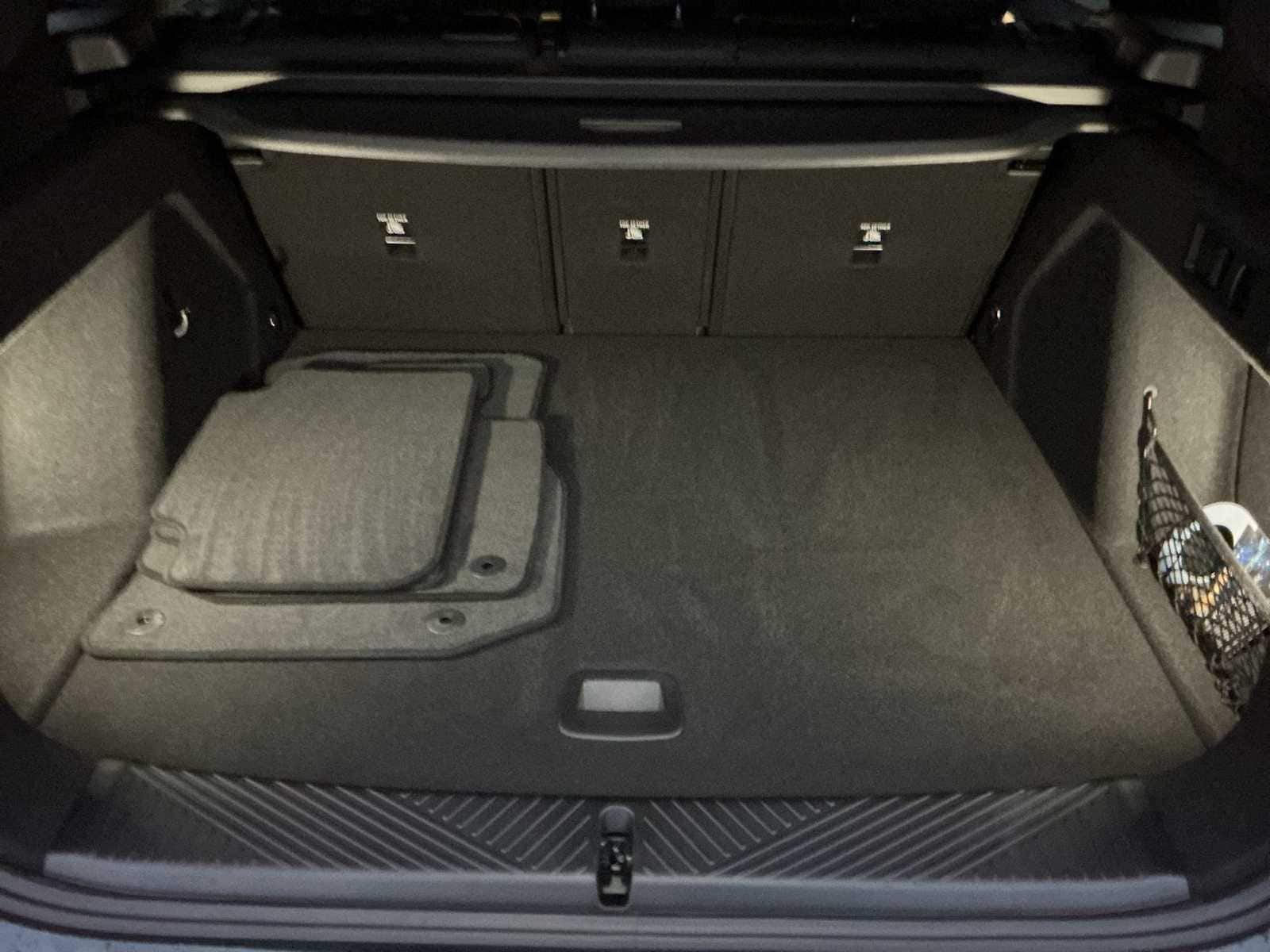 Thumbnail: 2025 BMW X3 - 35