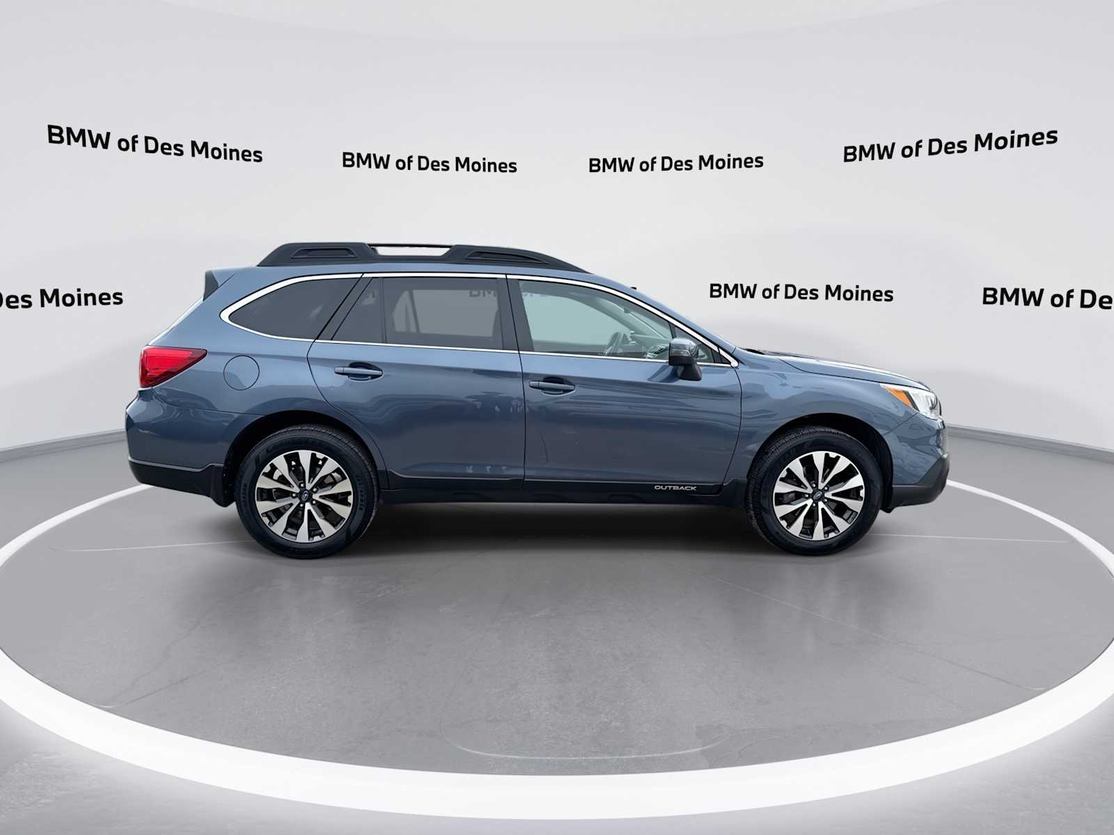 Thumbnail: 2017 Subaru Outback - 9