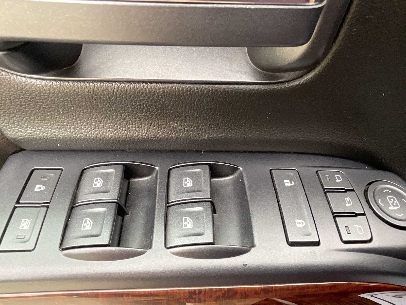 Thumbnail: 2015 GMC Sierra 1500 - 18
