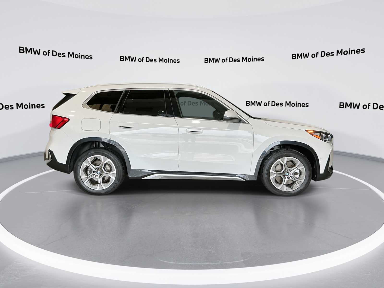 Thumbnail: 2025 BMW X1 - 9