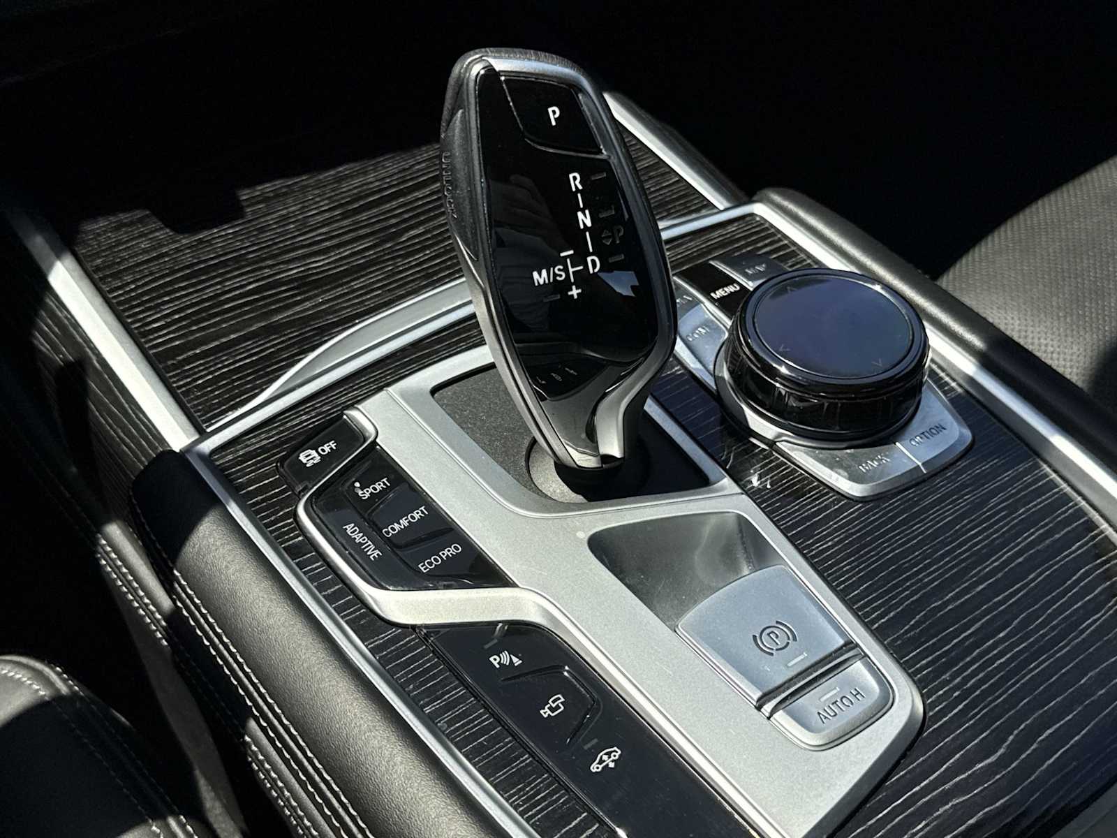 Thumbnail: 2020 BMW 7 Series - 35