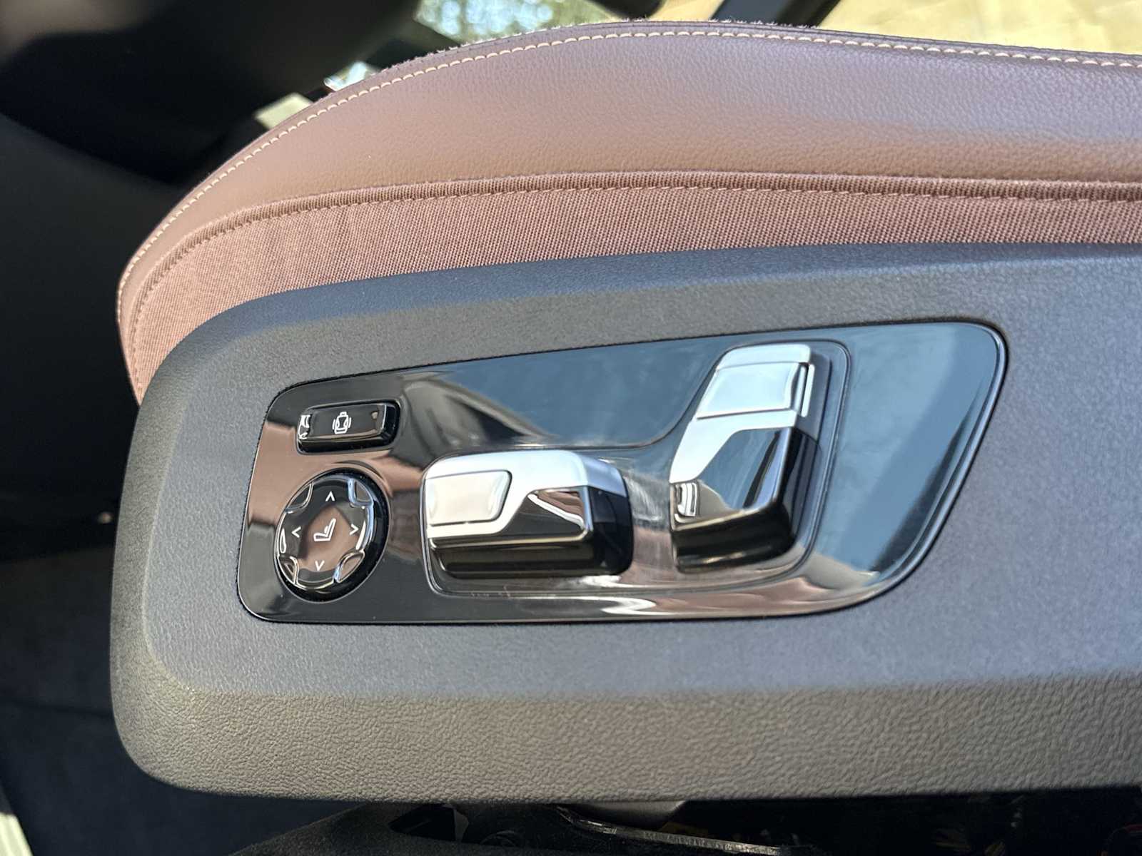 Thumbnail: 2020 BMW X5 - 18