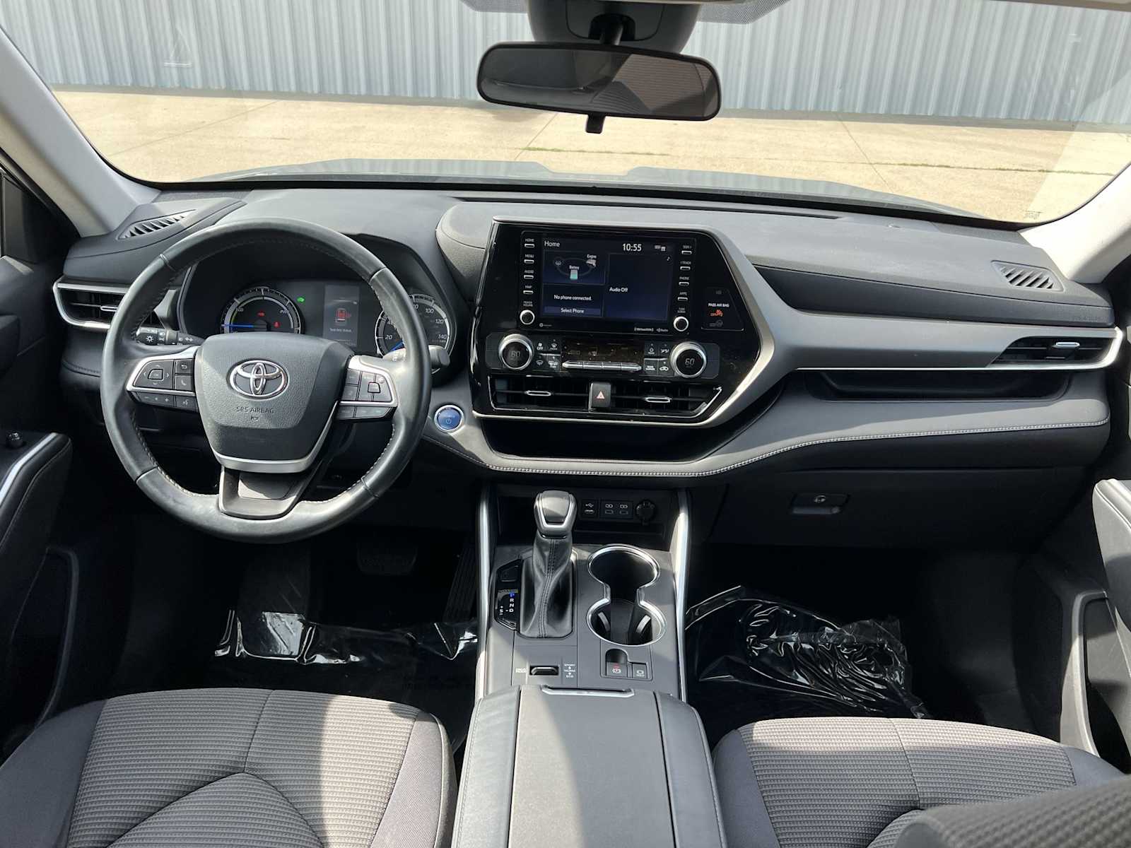 Thumbnail: 2022 Toyota Highlander - 13