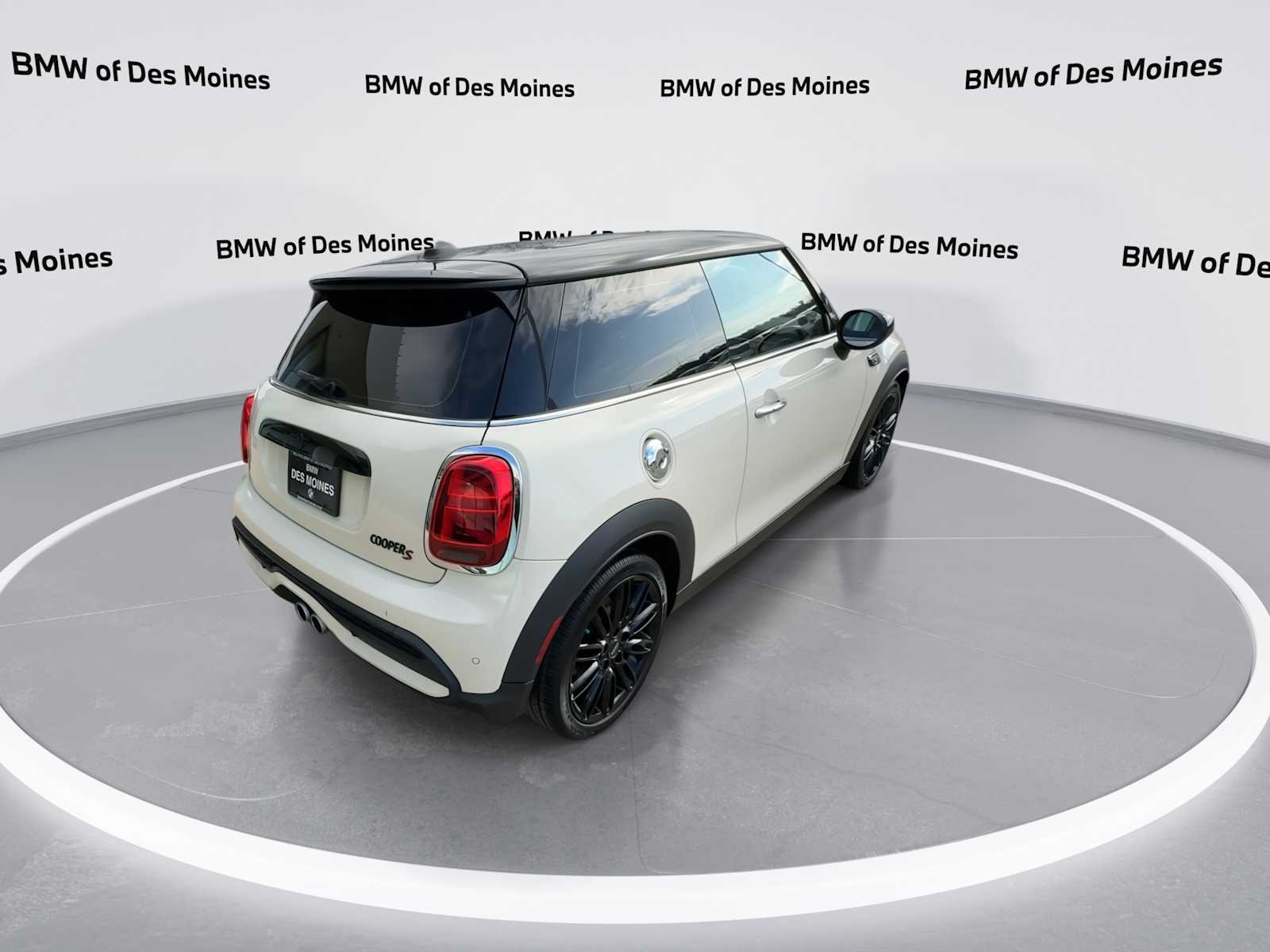 Thumbnail: 2023 MINI Cooper Hardtop - 8