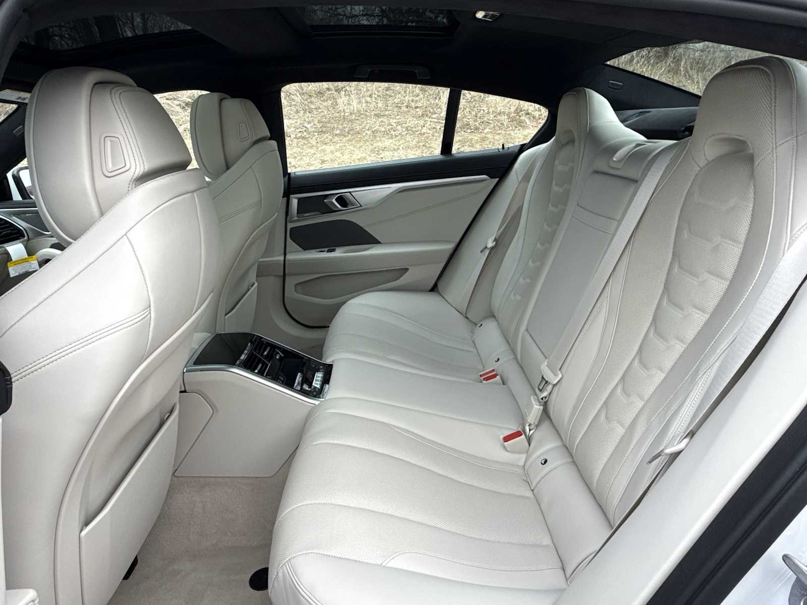 2026 BMW 8 Series 840i - Photo 21