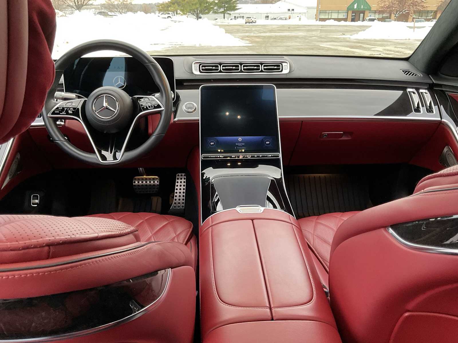 Thumbnail: 2023 Mercedes-Benz S-Class - 18