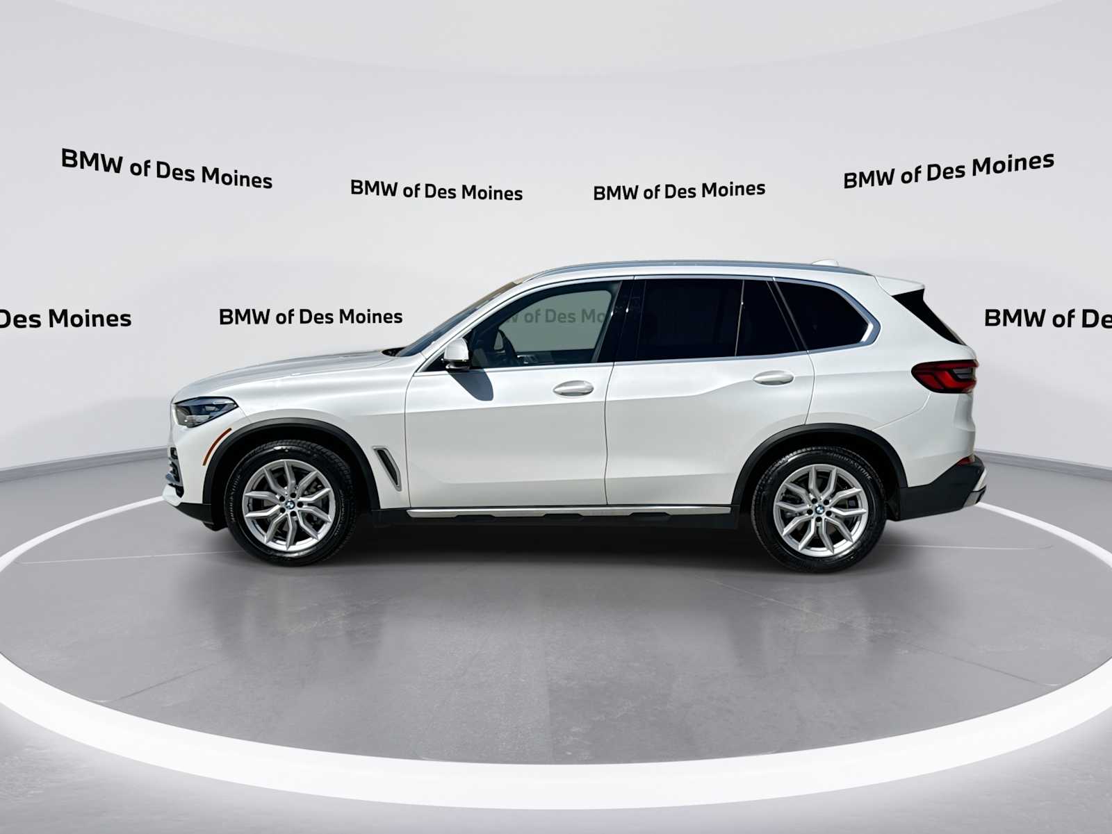 Thumbnail: 2020 BMW X5 - 5