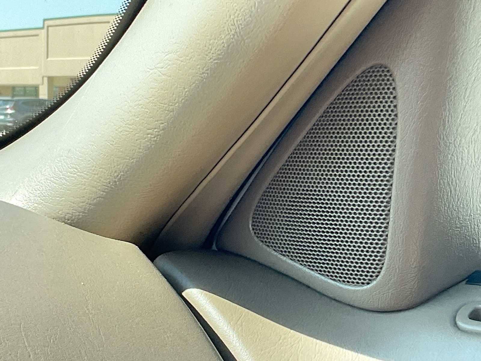 Thumbnail: 2005 Buick LeSabre - 28