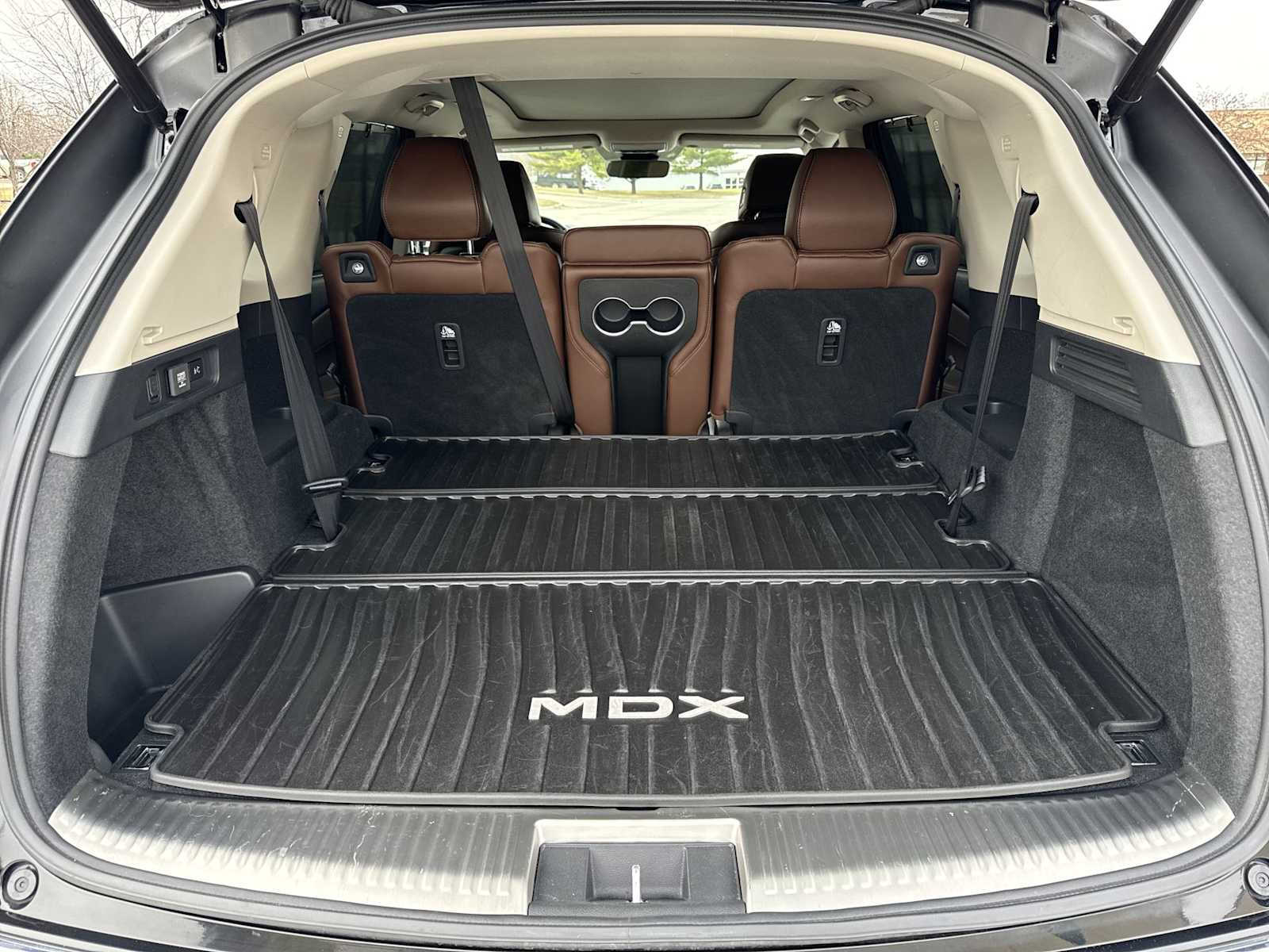 Thumbnail: 2023 Acura MDX - 37