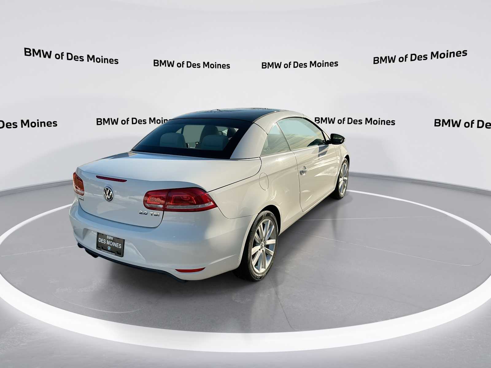 Thumbnail: 2014 Volkswagen Eos - 8