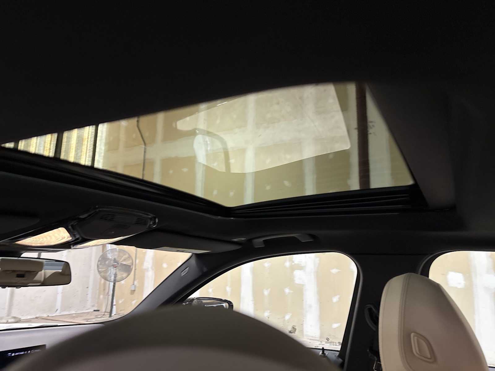 Thumbnail: 2025 BMW 3 Series - 17