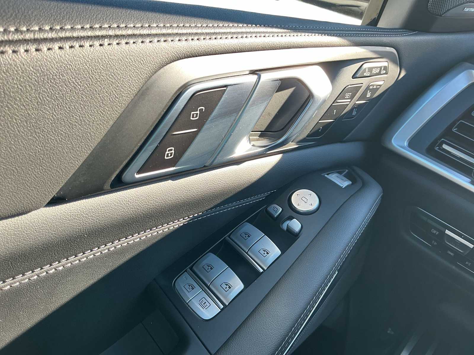 Thumbnail: 2023 BMW X7 - 19