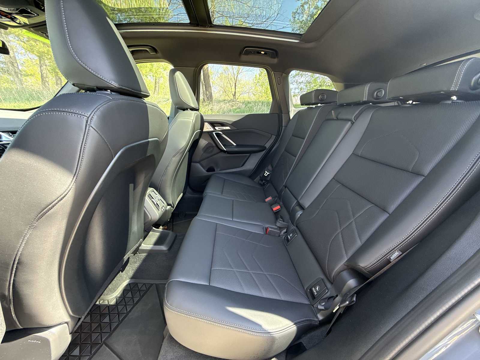 Thumbnail: 2025 BMW X1 - 21