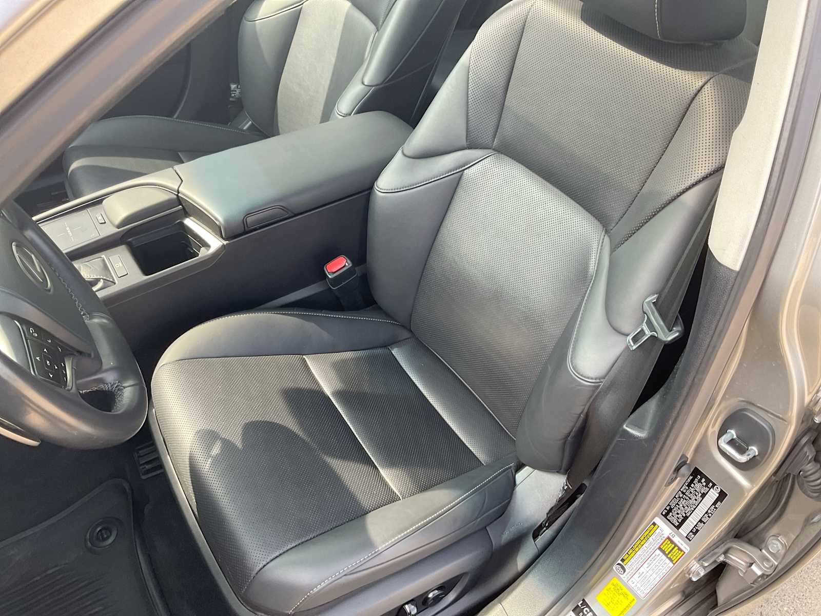 2020 Lexus ES 350 17