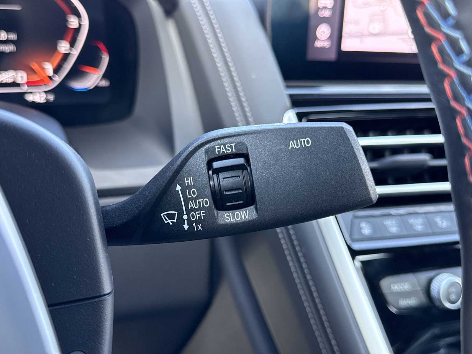 Thumbnail: 2025 BMW 8 Series - 26