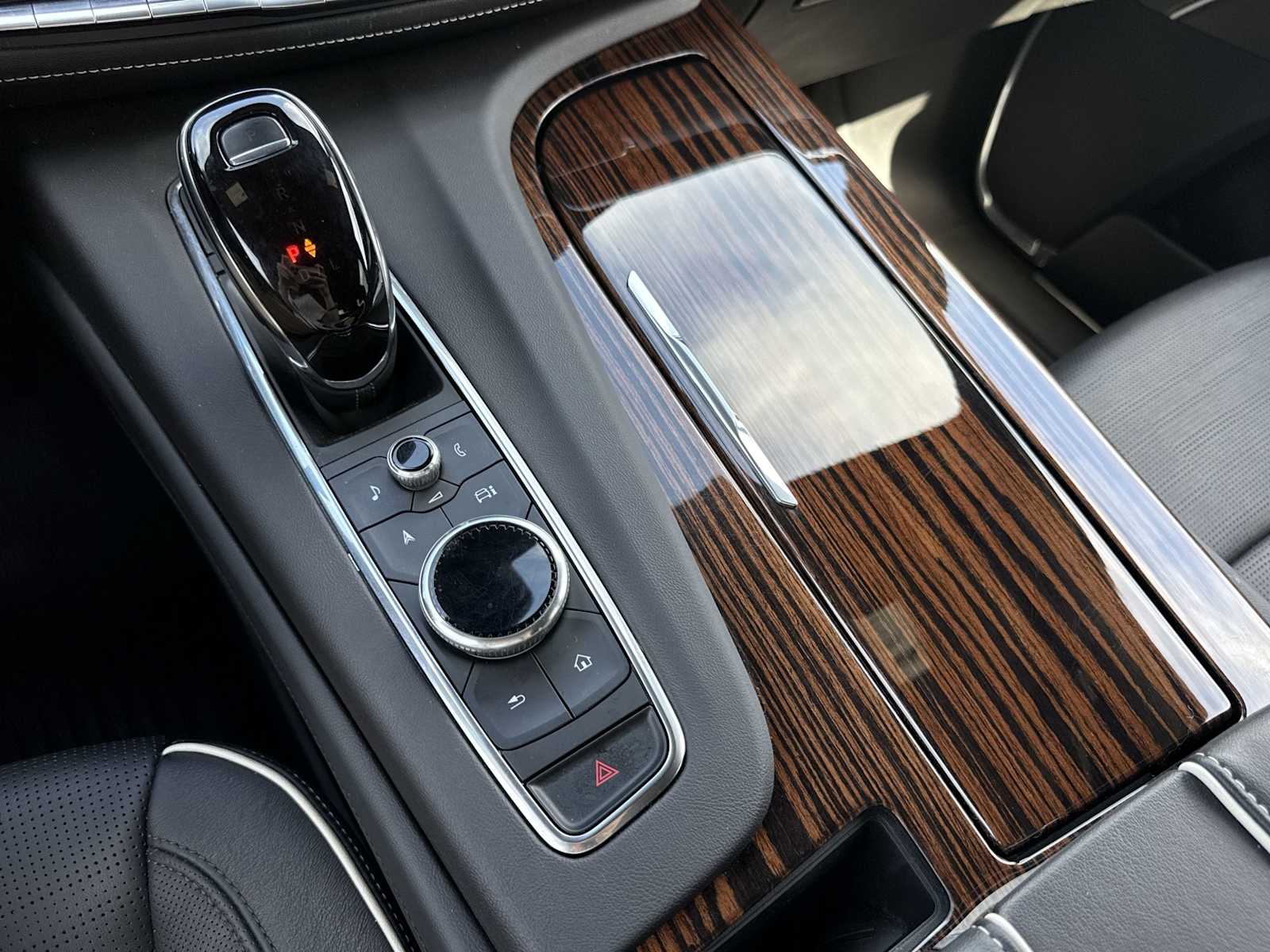 Thumbnail: 2022 Cadillac Escalade - 30