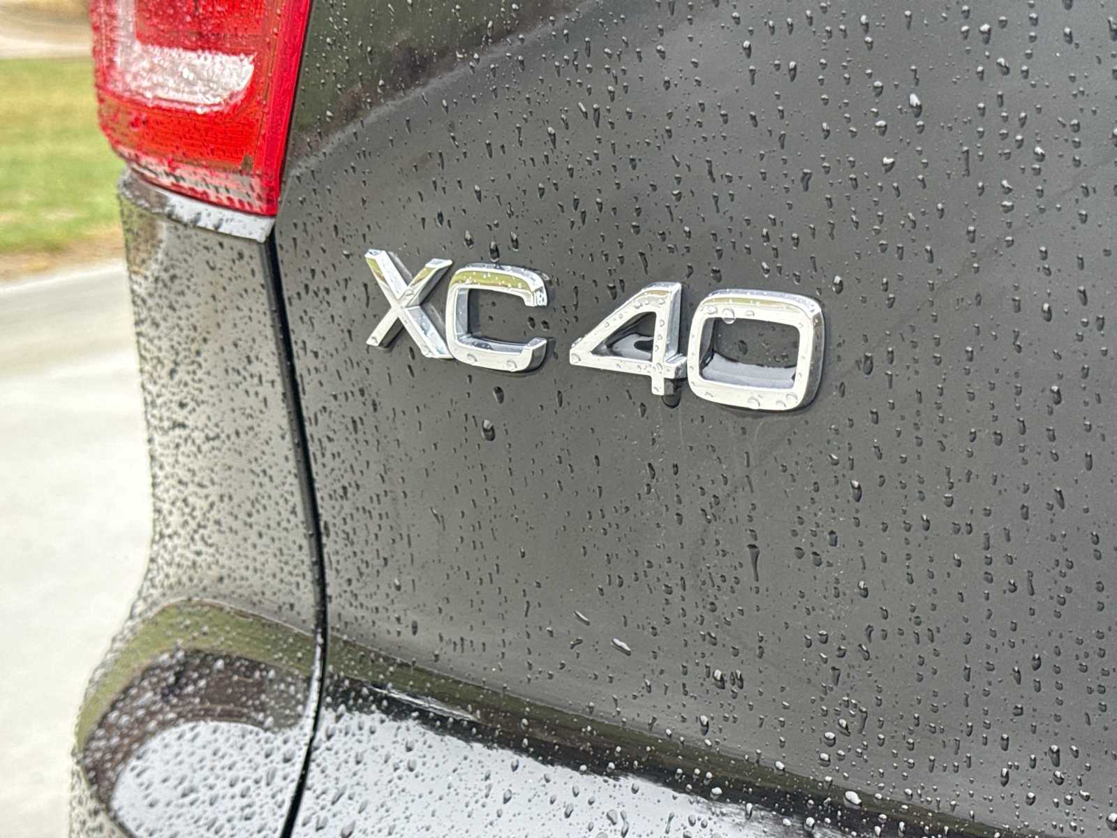 Thumbnail: 2023 Volvo XC40 - 13