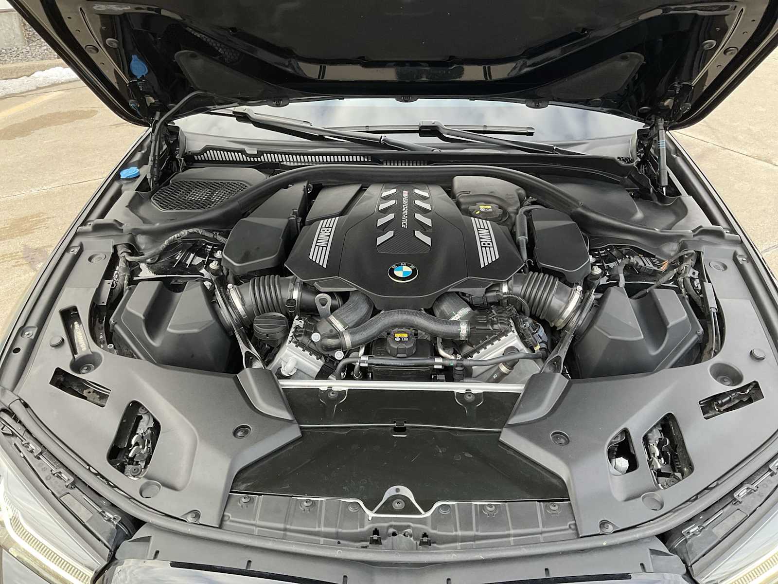 Thumbnail: 2022 BMW 5 Series - 14