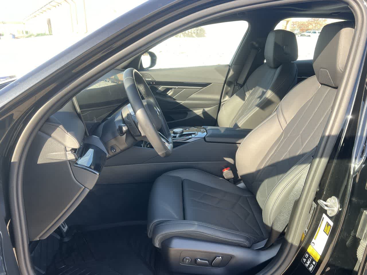 2024 BMW 5 Series 530i xDrive 23