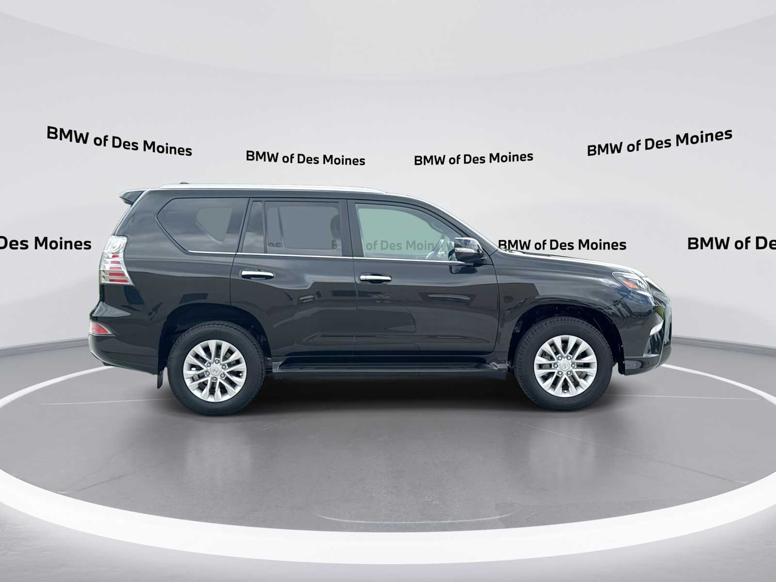 Thumbnail: 2022 Lexus GX - 8