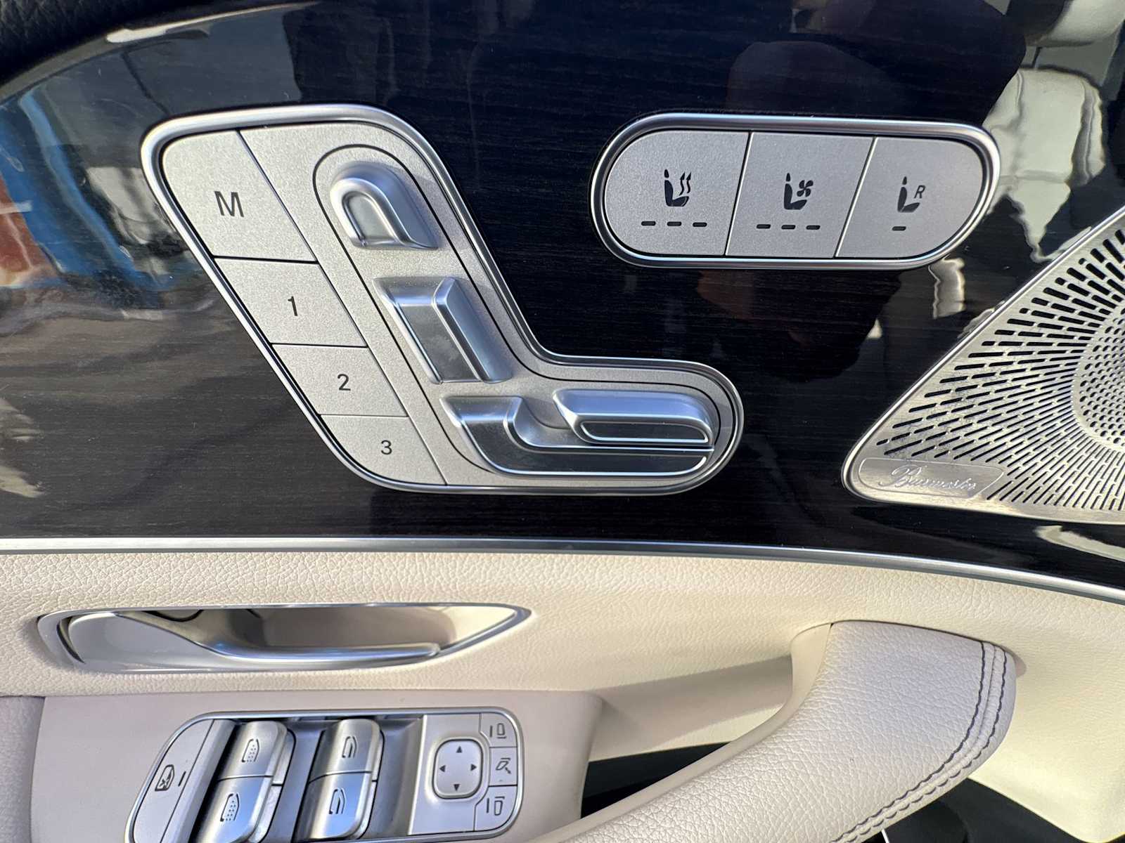 Thumbnail: 2022 Mercedes-Benz GLS - 15