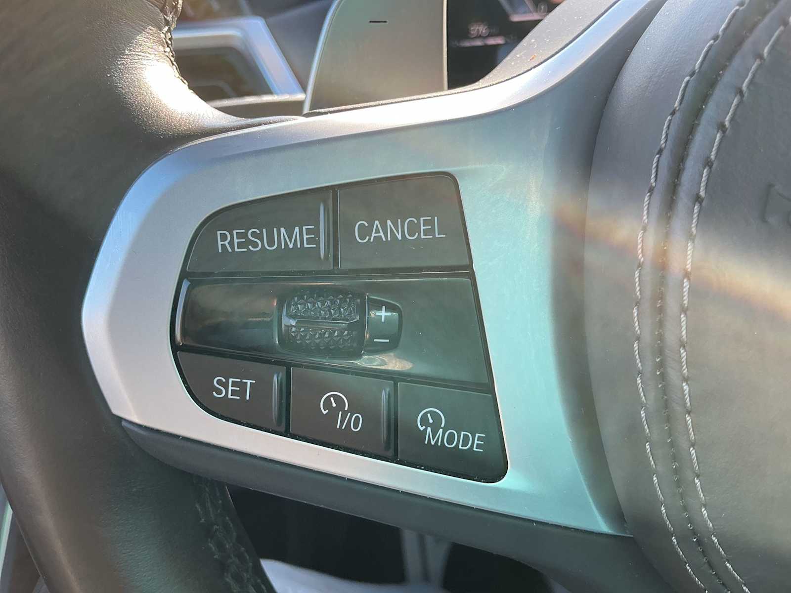 Thumbnail: 2023 BMW X7 - 22