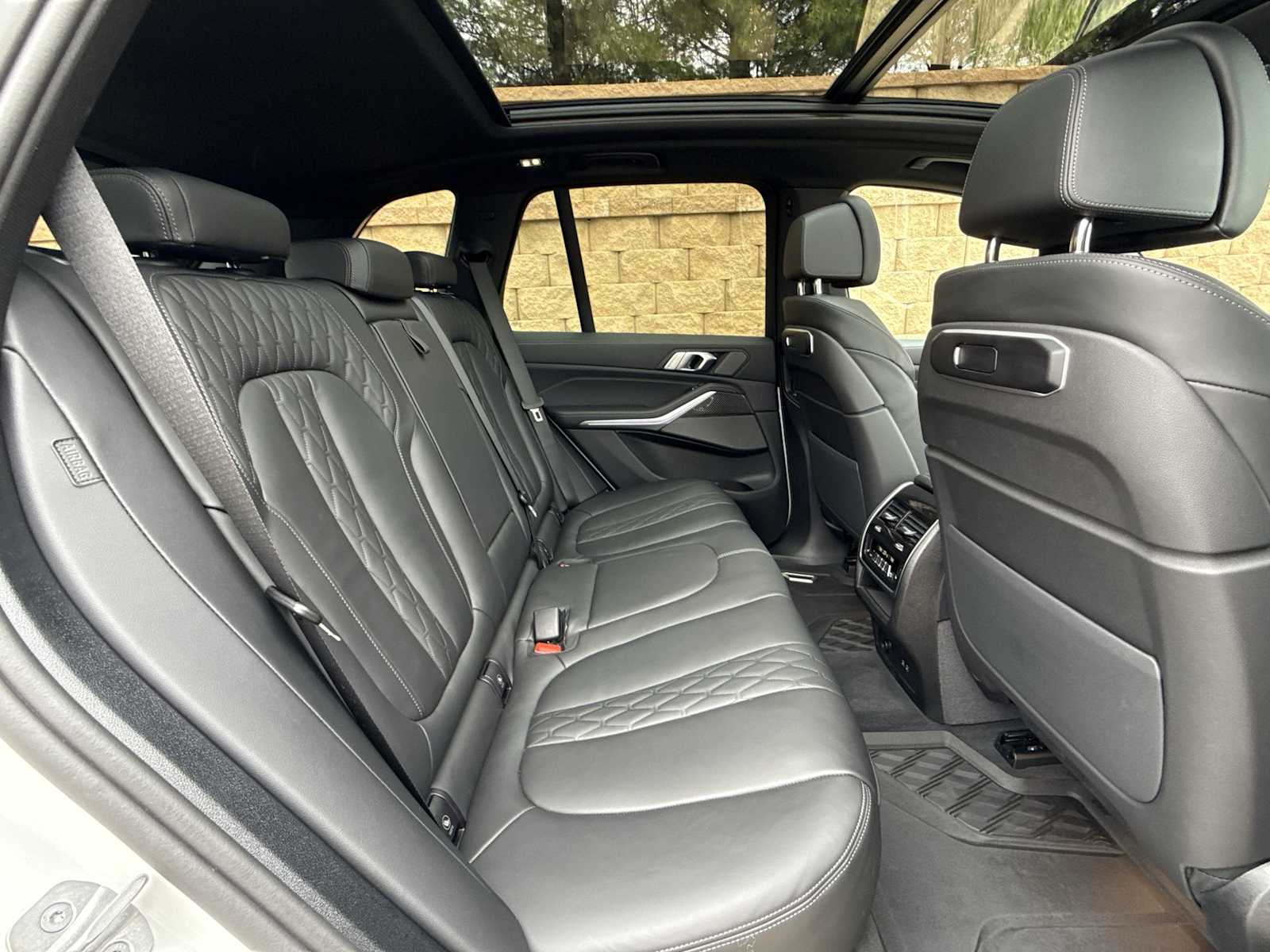 Thumbnail: 2025 BMW X5 - 22