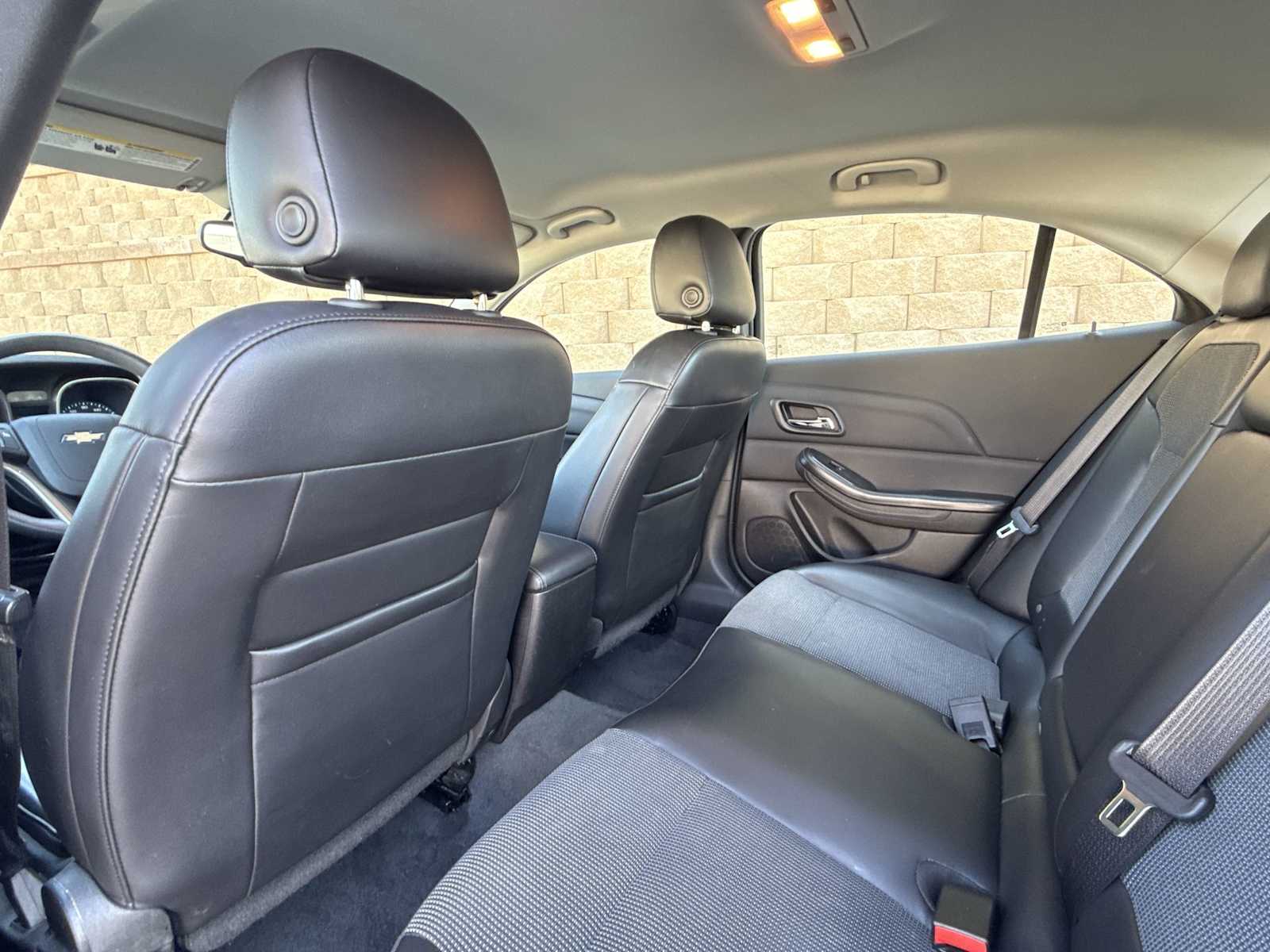 Thumbnail: 2015 Chevrolet Malibu - 19