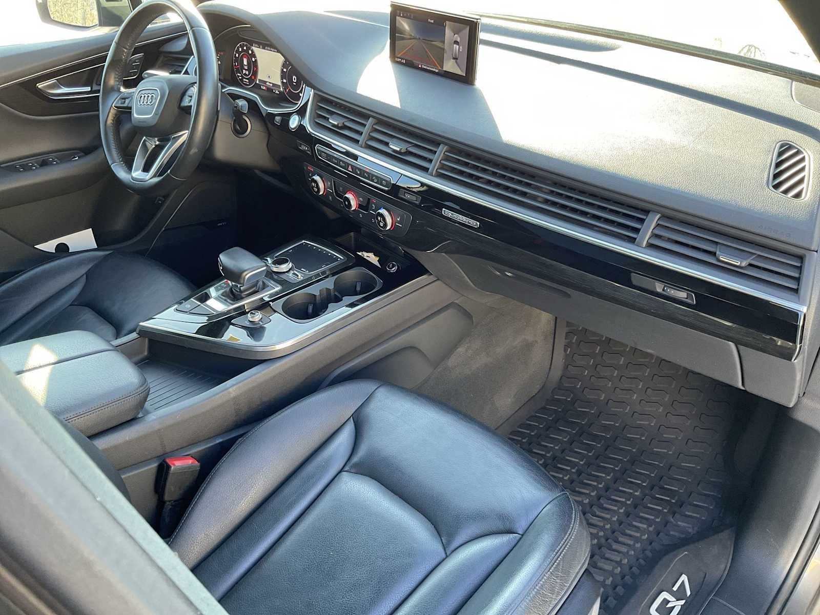 Thumbnail: 2019 Audi Q7 - 14