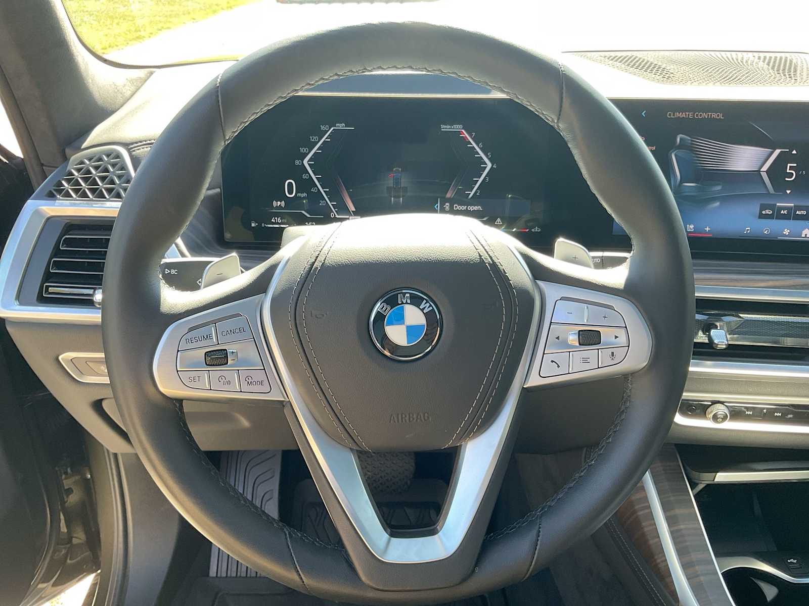 Thumbnail: 2025 BMW X7 - 25