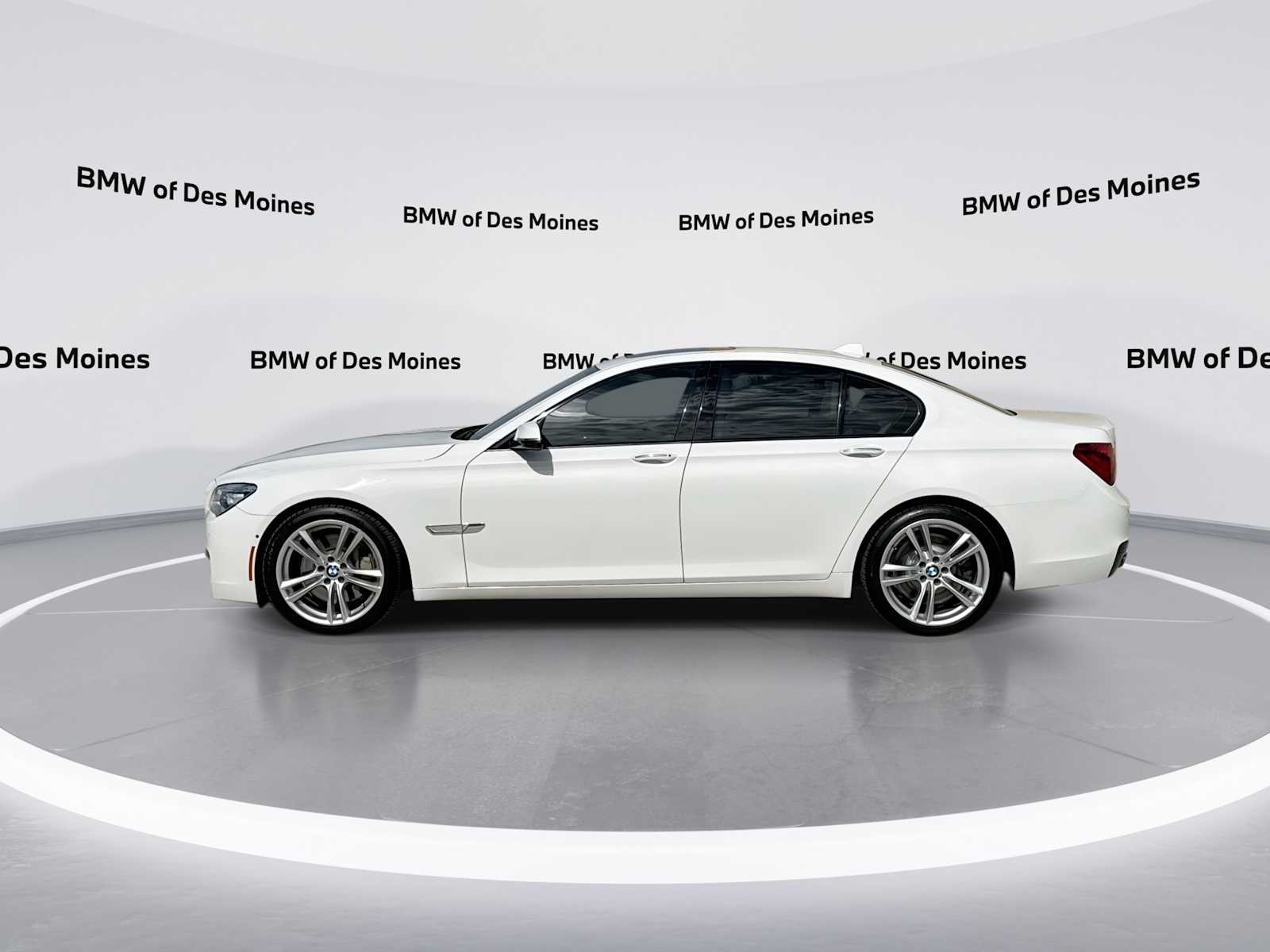 Thumbnail: 2015 BMW 7 Series - 5