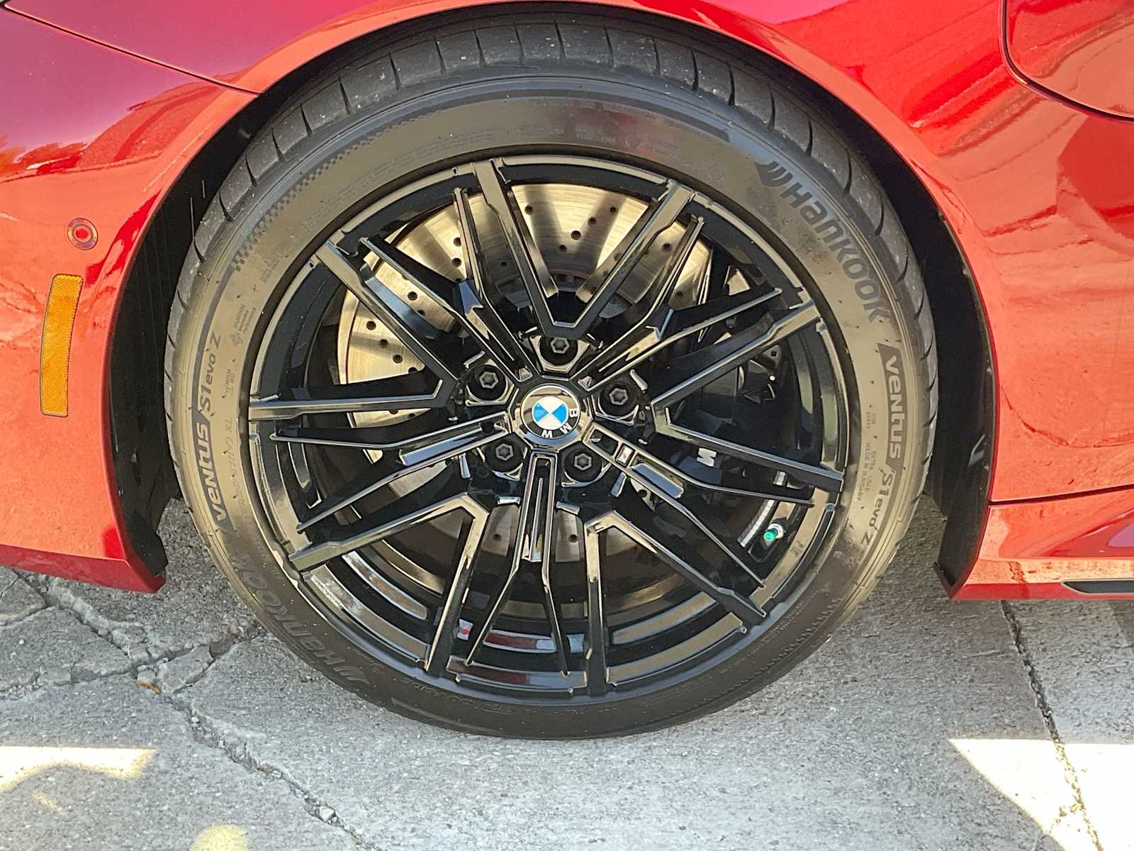 Thumbnail: 2025 BMW M5 - 14