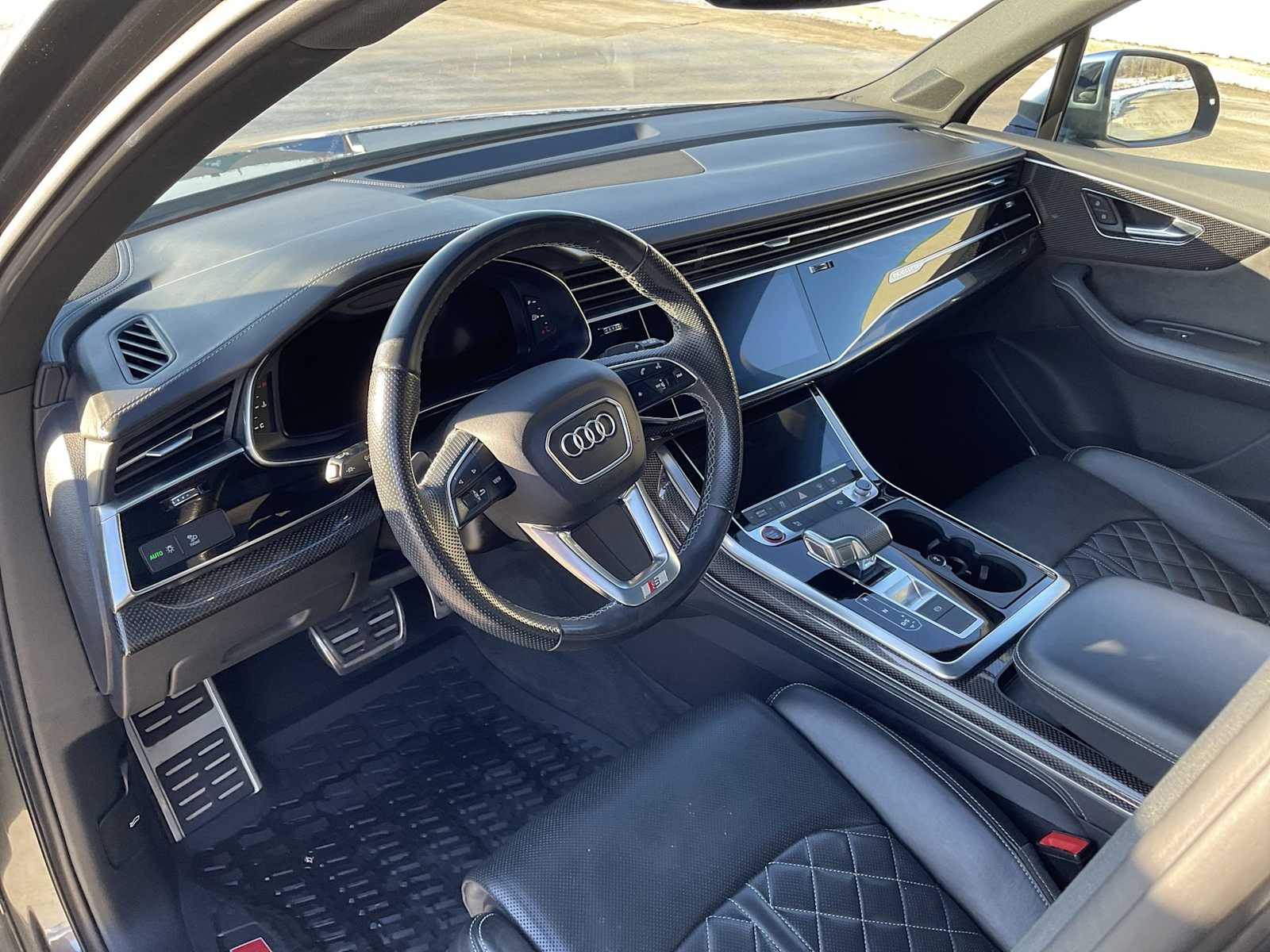 Thumbnail: 2021 Audi SQ7 - 11
