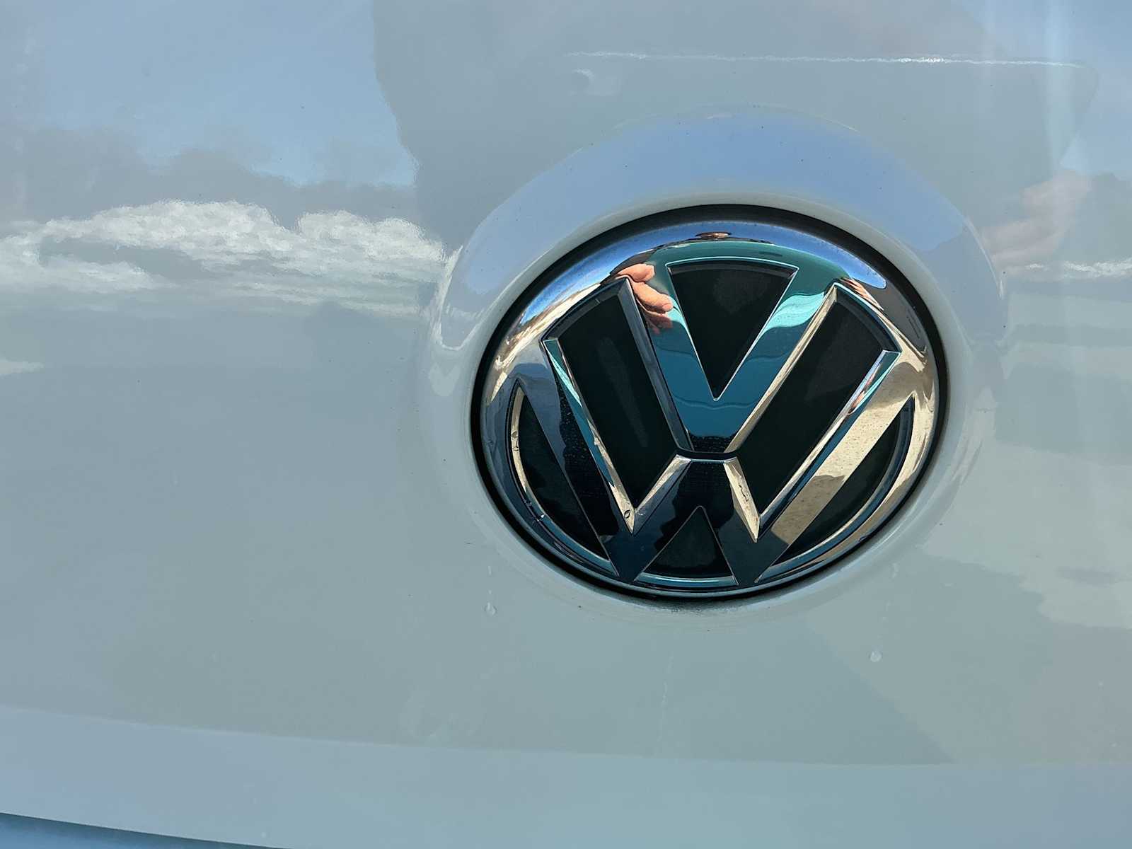 Thumbnail: 2014 Volkswagen Eos - 15