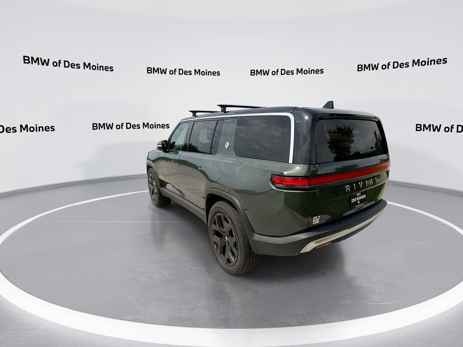 Thumbnail: 2023 Rivian R1S - 6