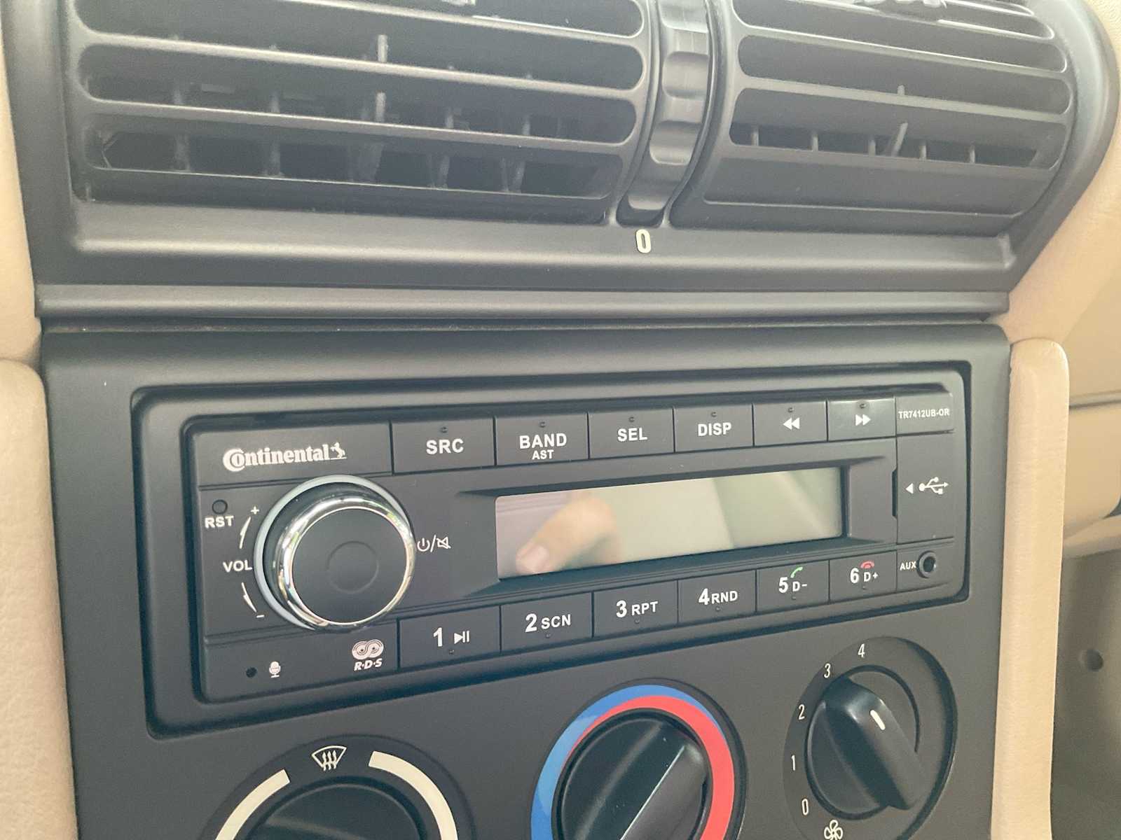 Thumbnail: 1998 BMW Z3 - 26