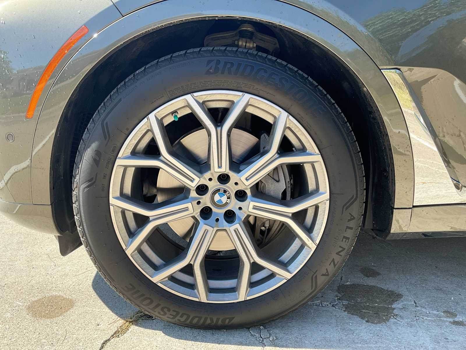 Thumbnail: 2025 BMW X7 - 14