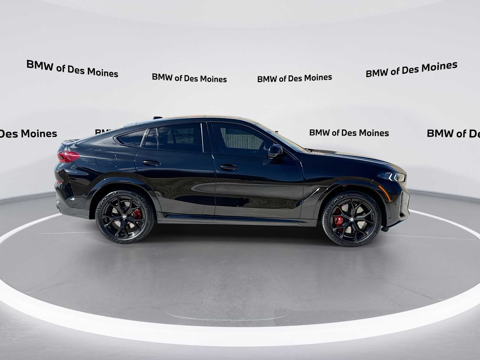 Thumbnail: 2025 BMW X6 - 9