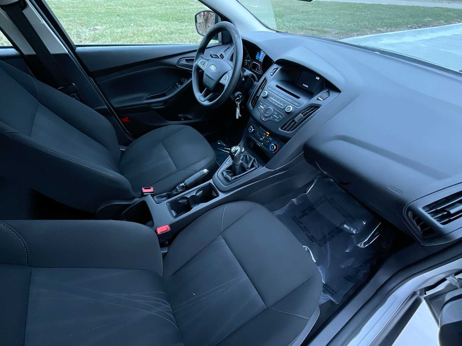 Thumbnail: 2016 Ford Focus - 16